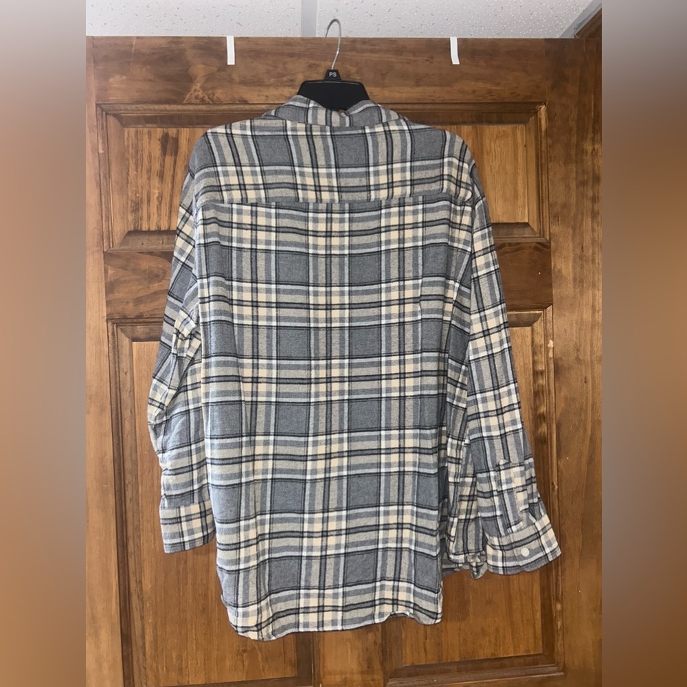 Flannel - Picture 3 of 3